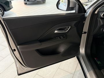 MG ZS Hybrid+ Luxury