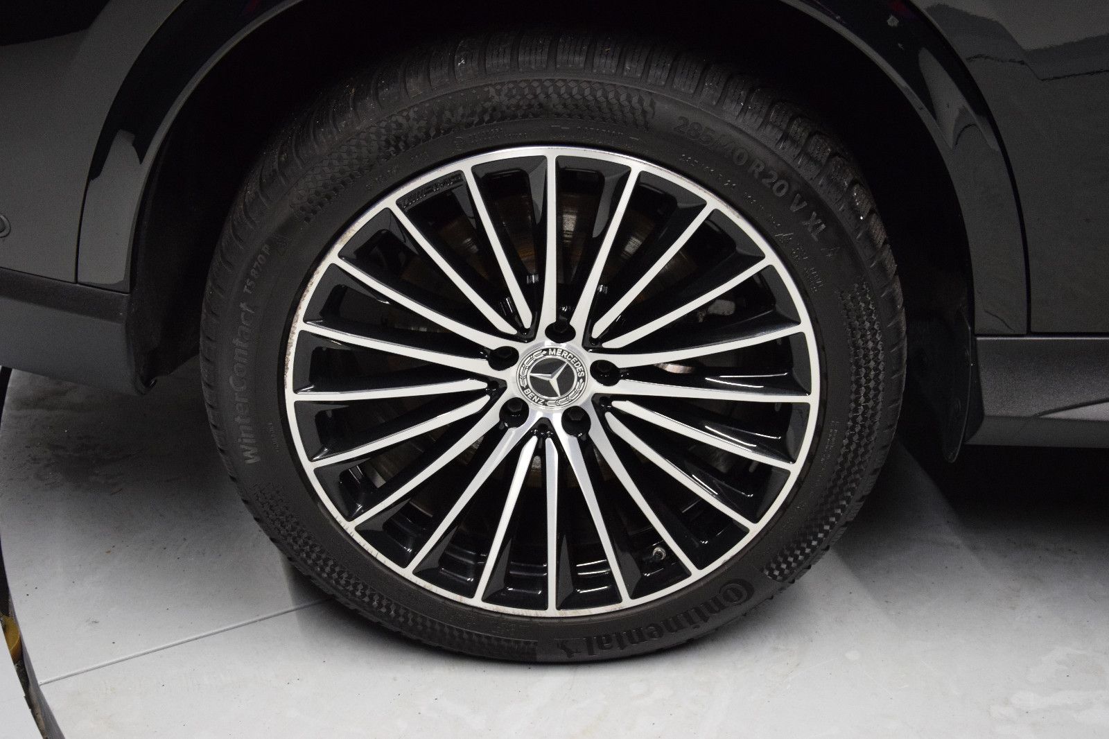 Fahrzeugabbildung Mercedes-Benz GLC 400 e 4Matic AMG Line Pano Distron. AHK 360°