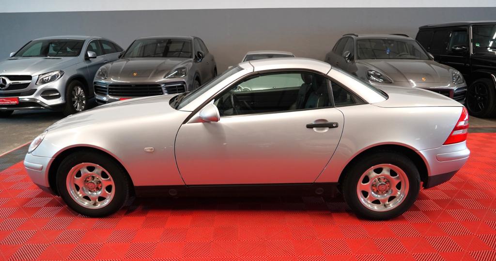 Mercedes-Benz SLK 200