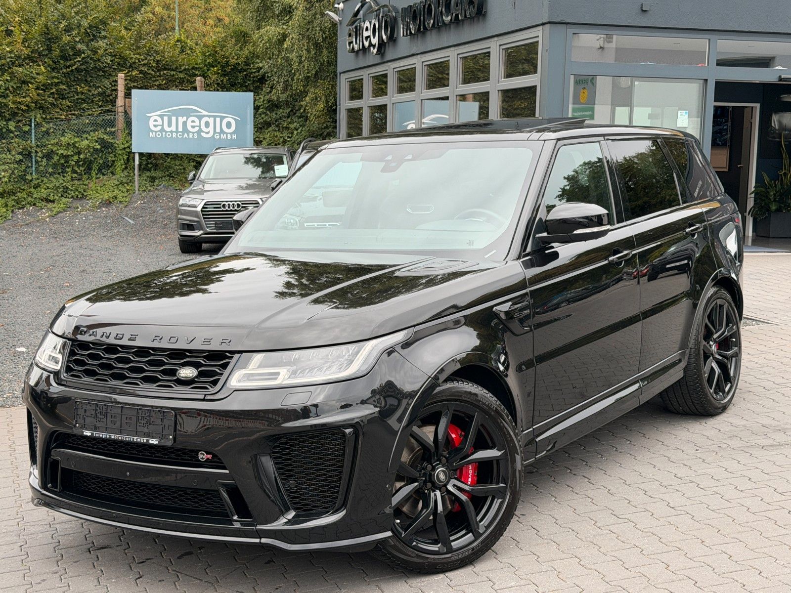 Land Rover Range Rover Sport SVR Aut. 1 Hand - /// foto 2