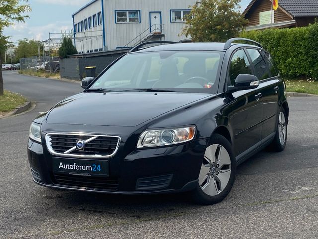 Volvo V50 Kombi 1.6 D Drive*1.Hand*Klima*Vollleder*