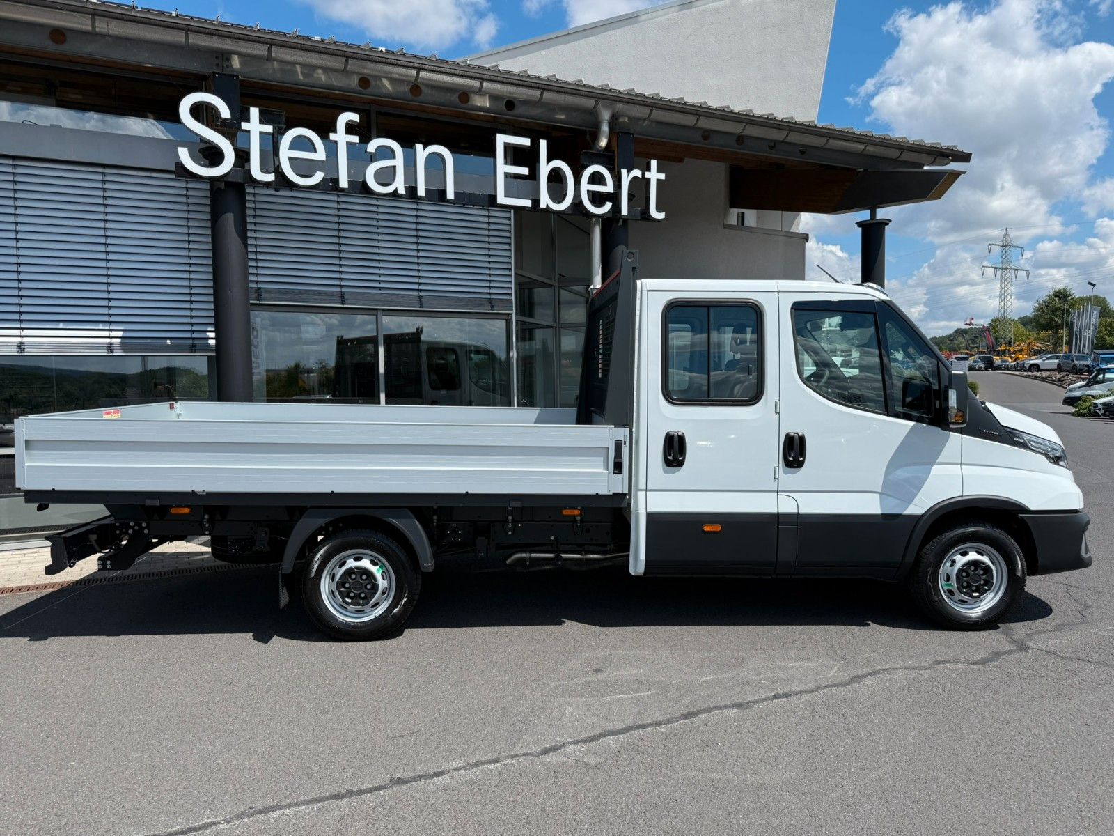 Fahrzeugabbildung Iveco 35S18H D Pritsche *R 3750 mm*AHK*Automatik*