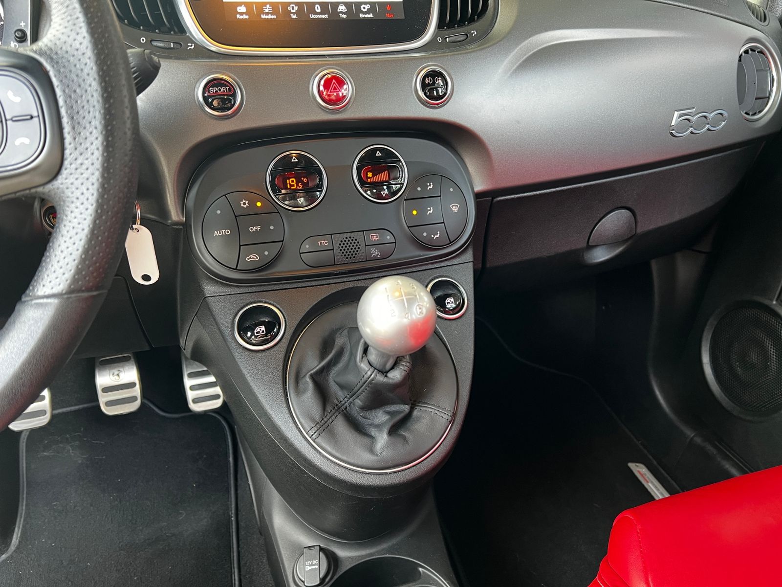 Fahrzeugabbildung Abarth 595 Turismo XENON NAVI LEDER ALU