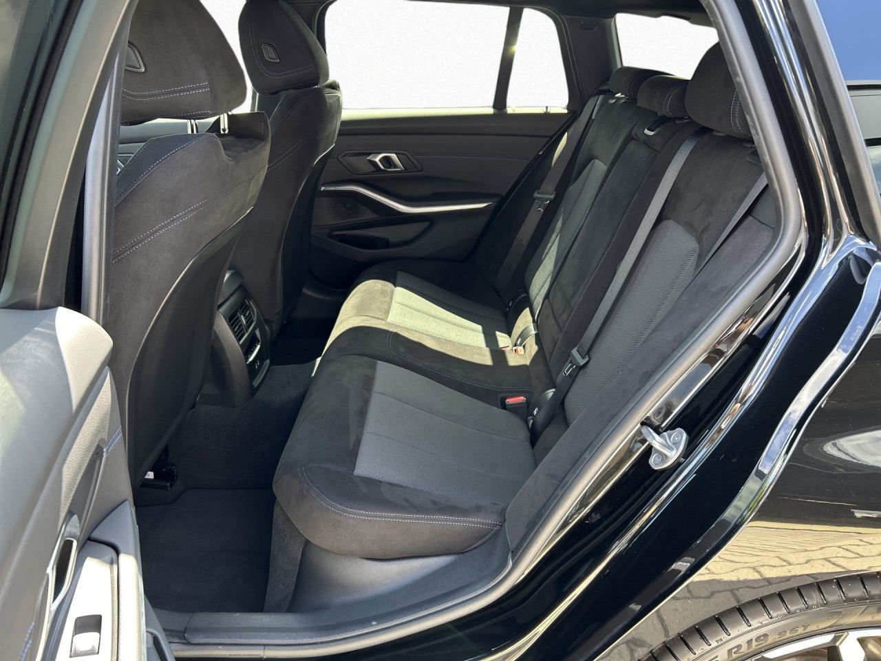 BMW 320 - Bild 13
