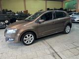 Volkswagen Polo V Highline 1.6*AUTOMATIK*NAVI*KLIMA*SHZ* - Volkswagen Polo: 6n