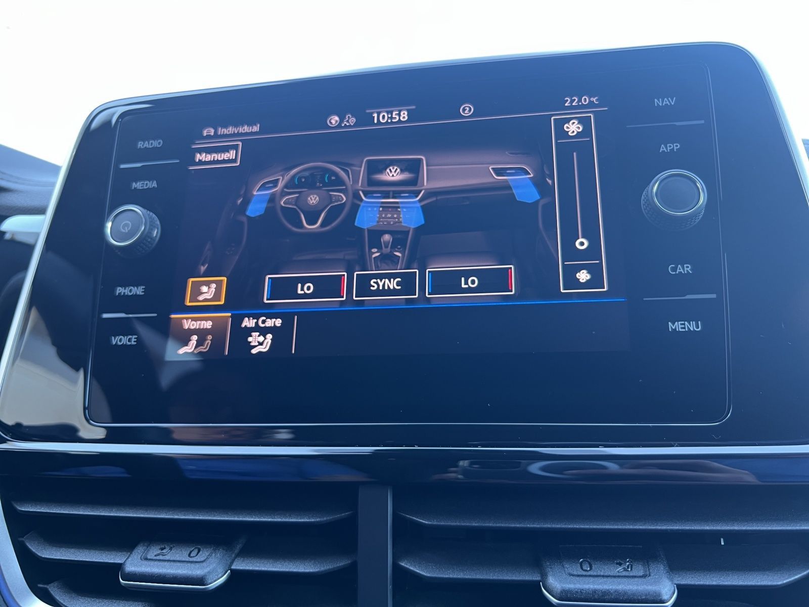 T-Roc R-Line 1.5 TSI DSG*LED*AHK*Navi*Klima