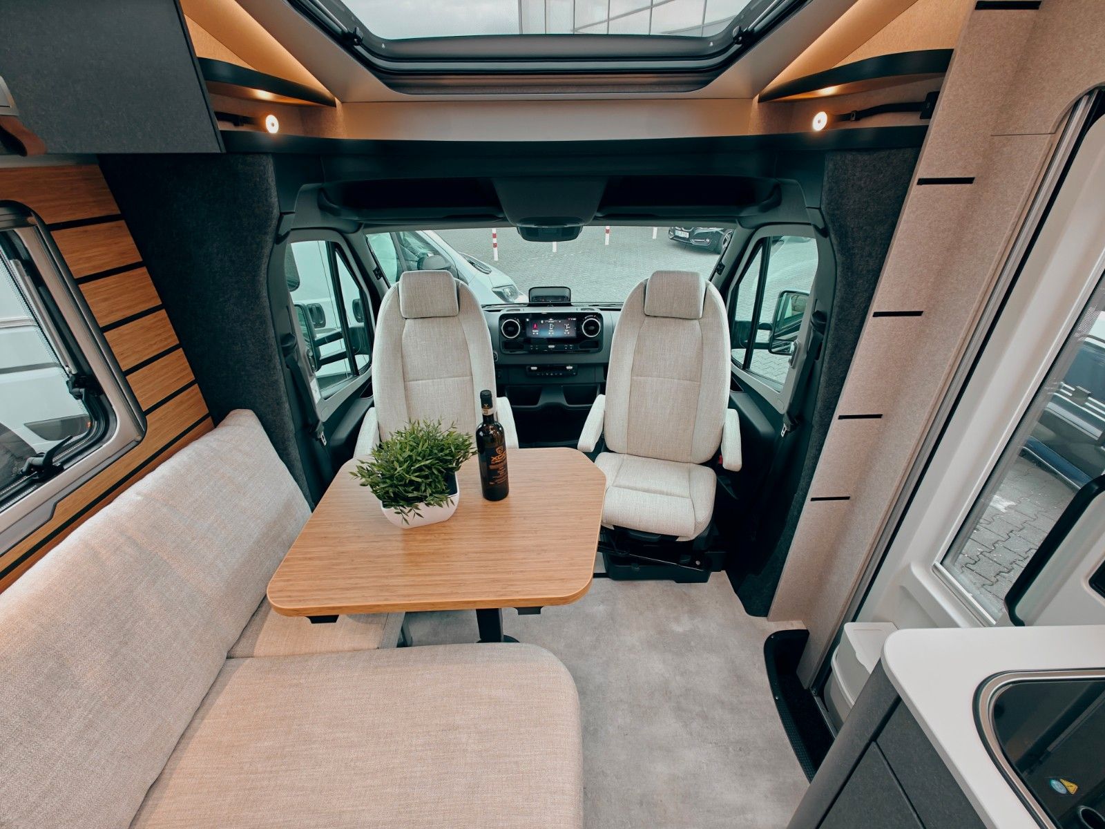 Fahrzeugabbildung HYMER / ERIBA / HYMERCAR ML - T 580 4x4 2026 - SOFORT LIEFERBAR!