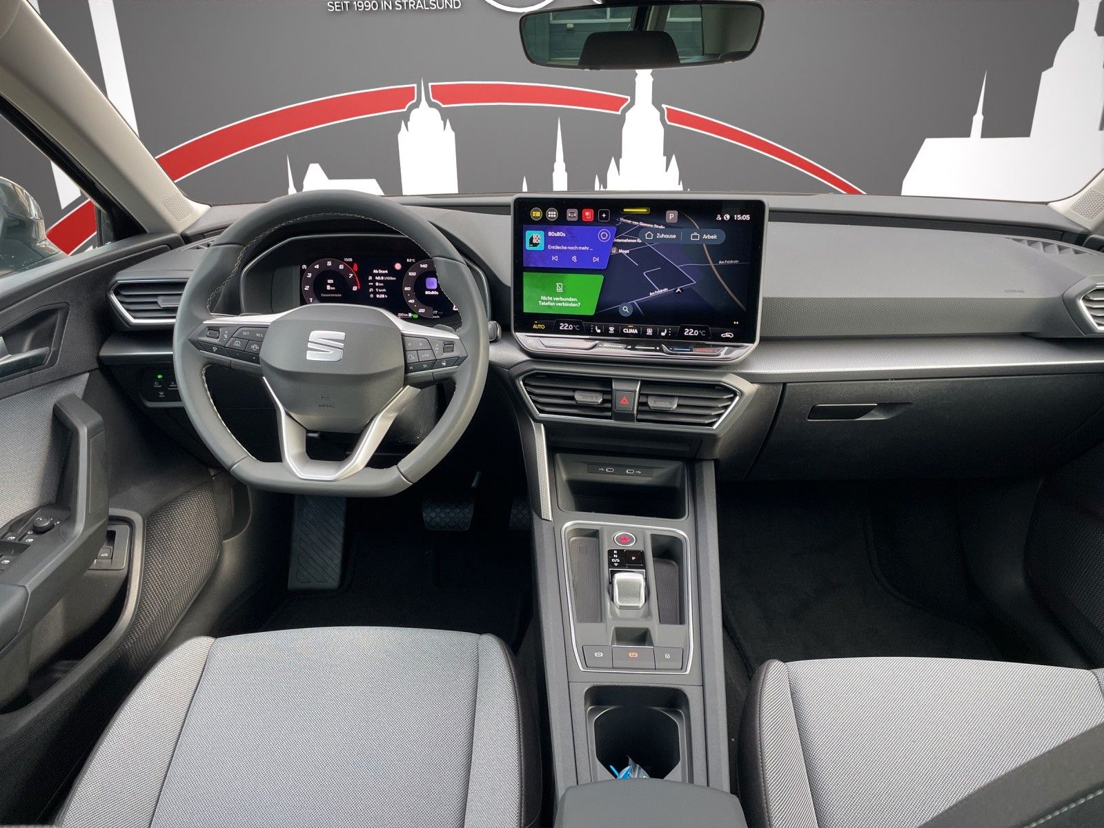 Fahrzeugabbildung SEAT Leon Sportstourer 1.5 eTSI DSG LED/NAVI/SHZ/LHZ