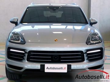 Porsche Cayenne - 11
