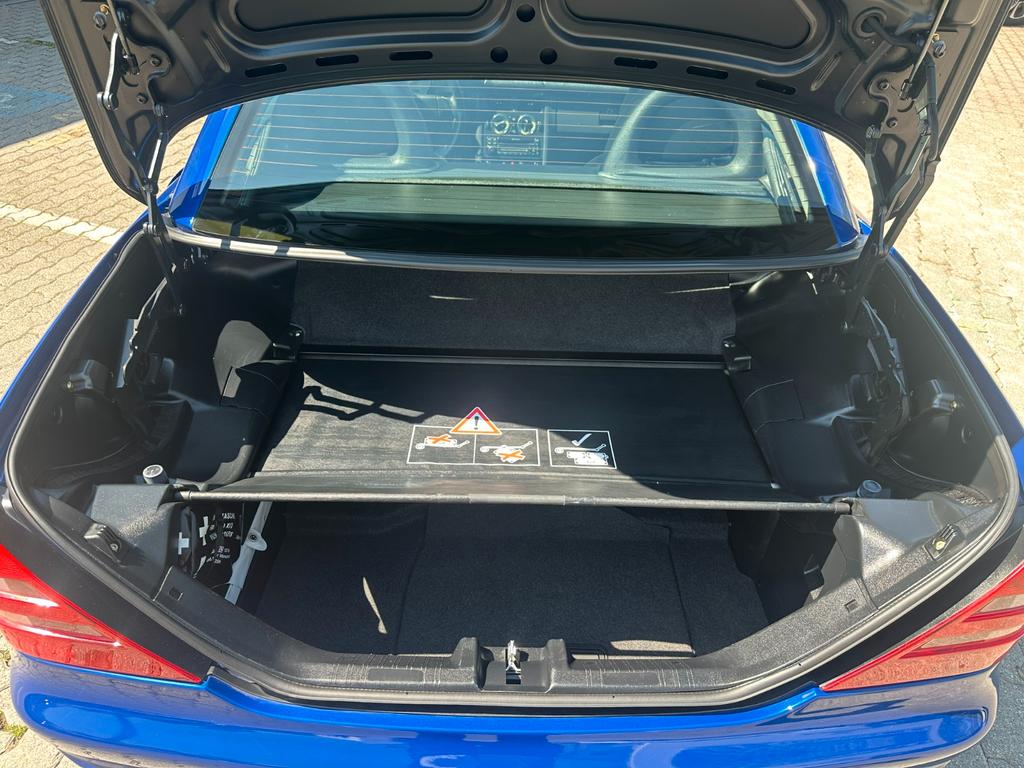 Mercedes-Benz SLK 230