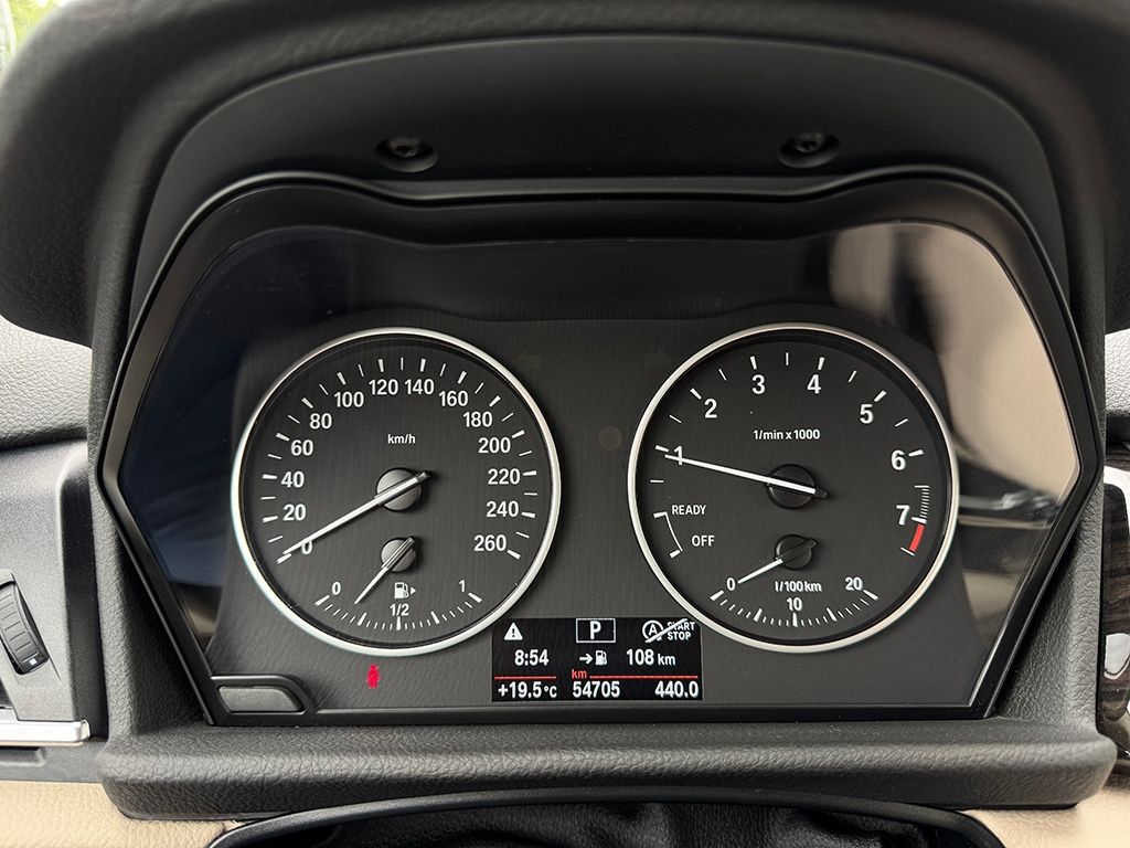 2 Active Tourer 218 i Luxury Line *NAVI*PDC*
