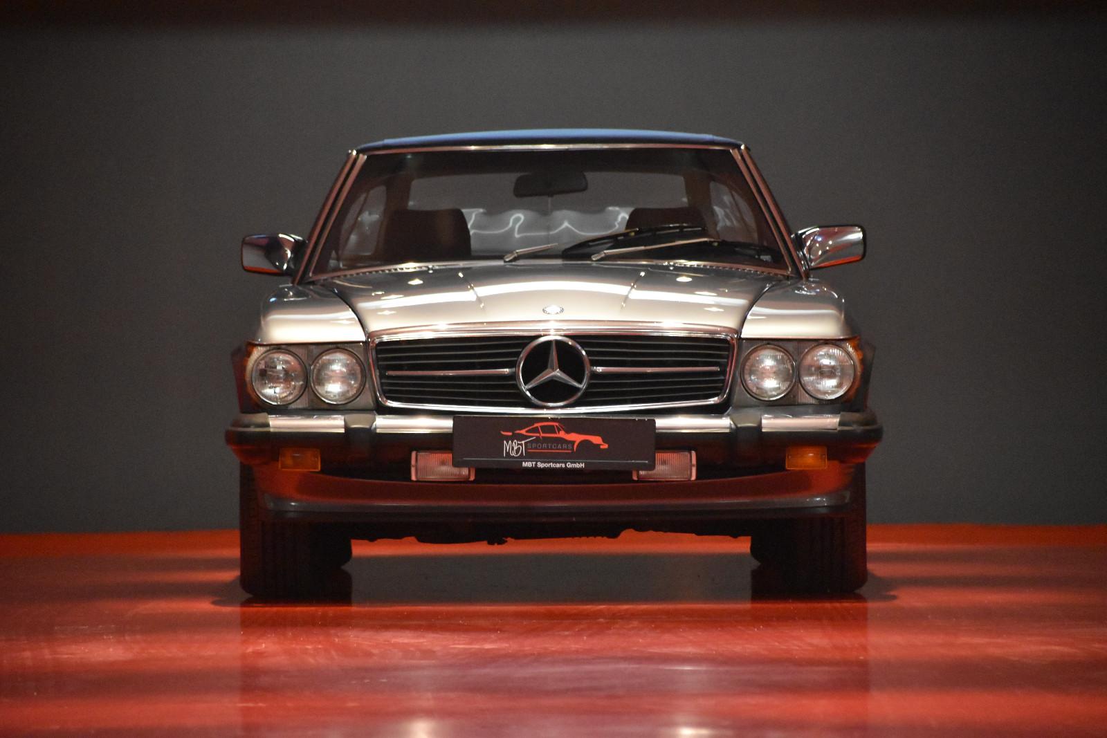 Mercedes-Benz SL 560 5,5 V8 NOTE 2/TÜVneu/EU LEUCHTEN/H-KENN!!