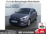 Hyundai i20 Passion Panorama Klimaautom PDC SHZ BT AUX D - Hyundai i20 Passion mit Benzin-Antrieb