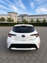 Toyota Corolla 1,8 Hybrid Team Deutschland Team Deu... - Toyota Corolla Gebrauchtwagen in Frankfurt