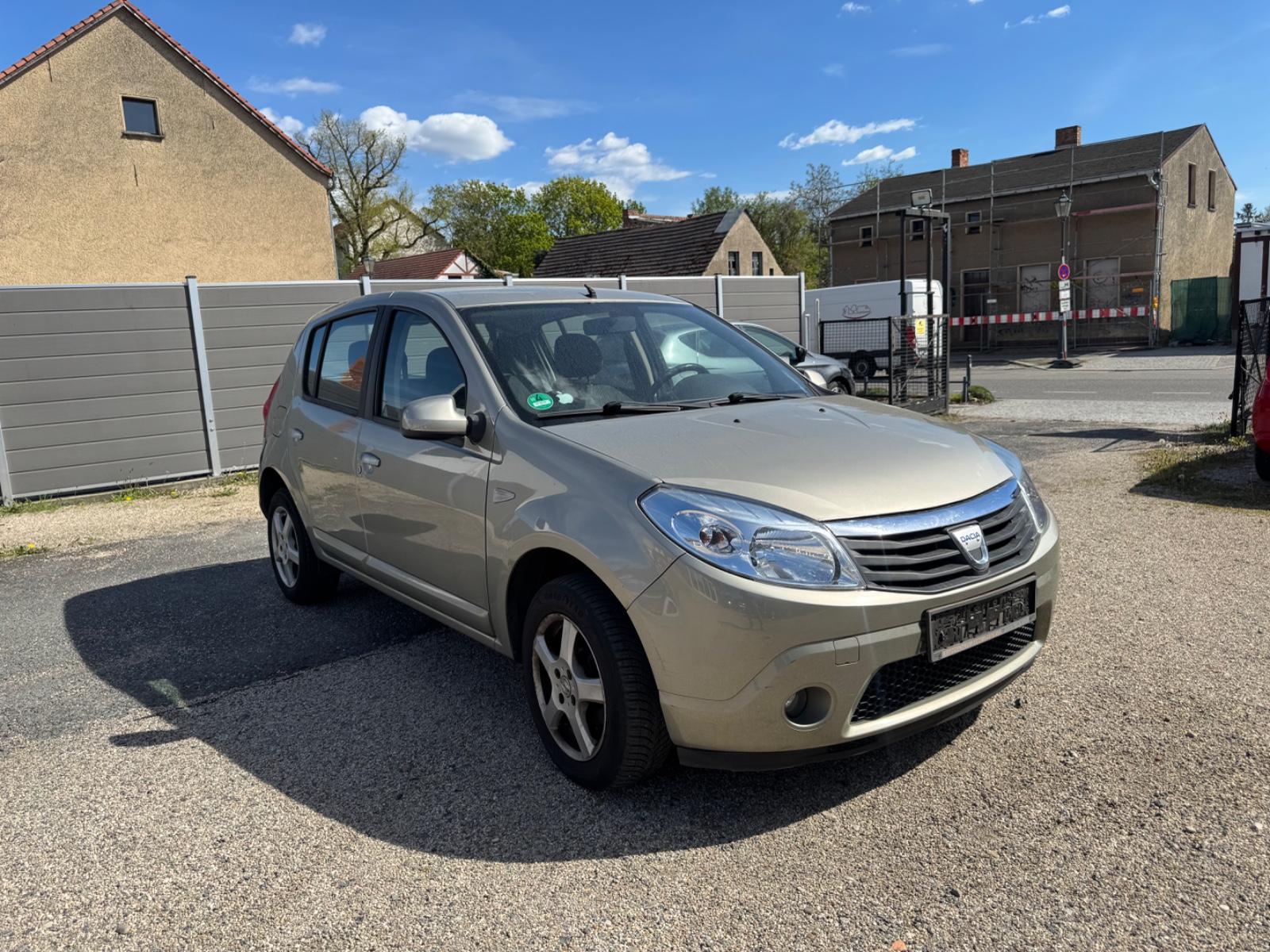 Dacia Sandero Laureate