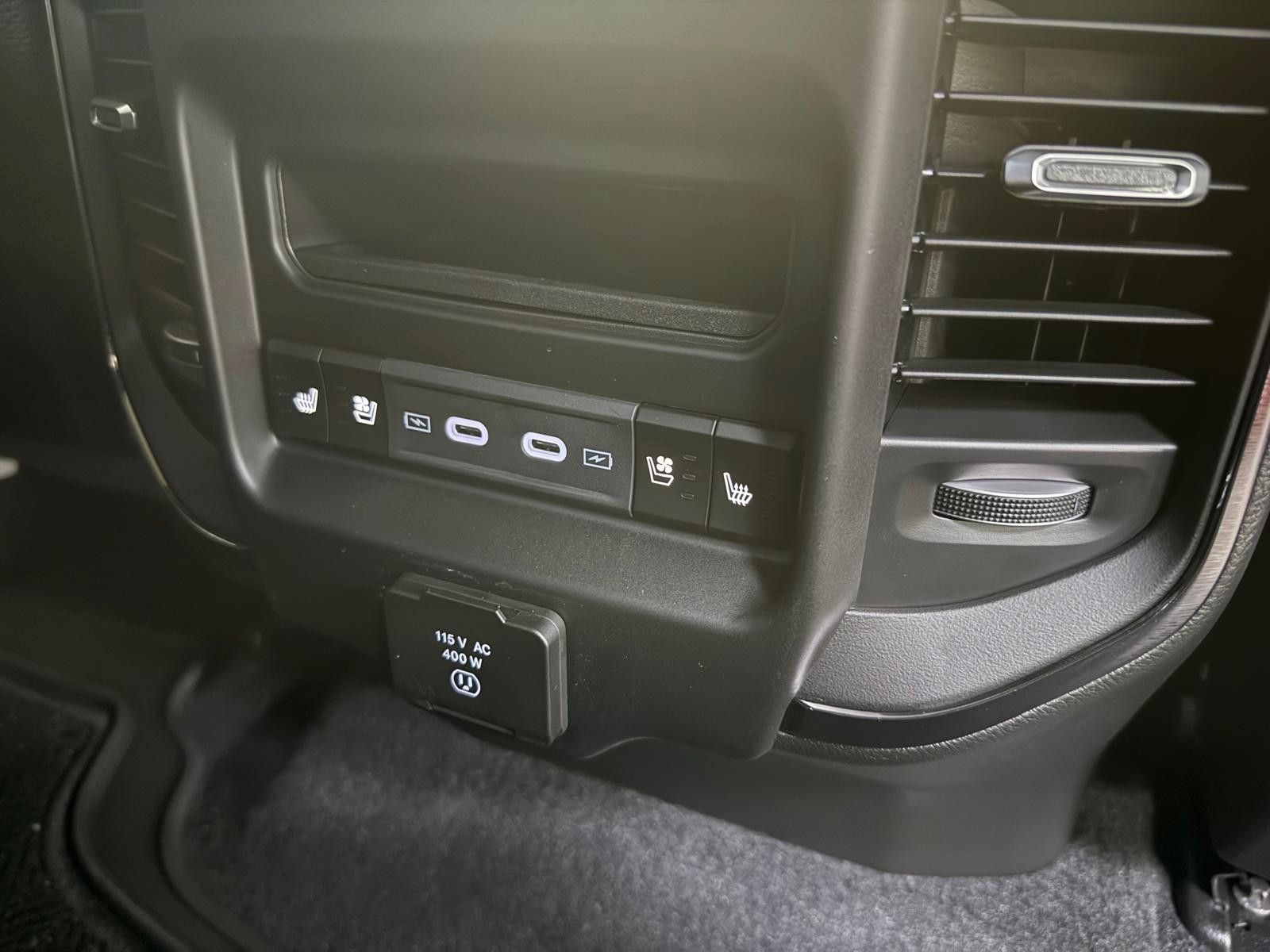 Fahrzeugabbildung Dodge RAM LIMITED HEMI V8-RAMBOX-TAILGATE-SOFORT!!!