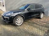 Porsche Cayenne Diesel LEDER l PANO l PCM l LUFT l Eu6 - Porsche Cayenne in Solingen