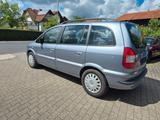 Opel Zafira 1.8 16V Elegance - Opel Zafira Elegance mit Benzin-Antrieb