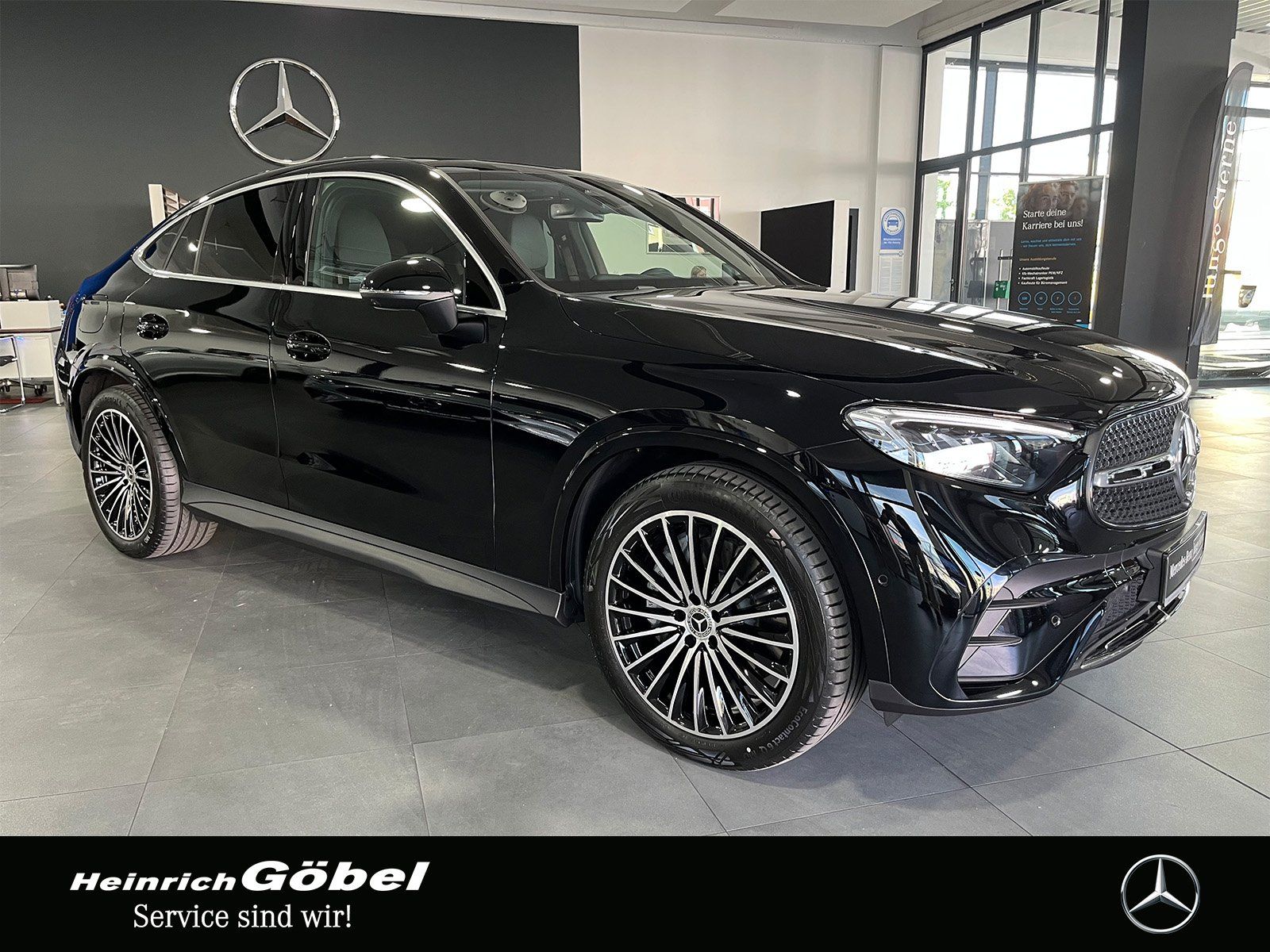 Fahrzeugabbildung Mercedes-Benz GLC 200 4M Cp. EDITION-AMG+AHK+PANO+360°+MEMORY