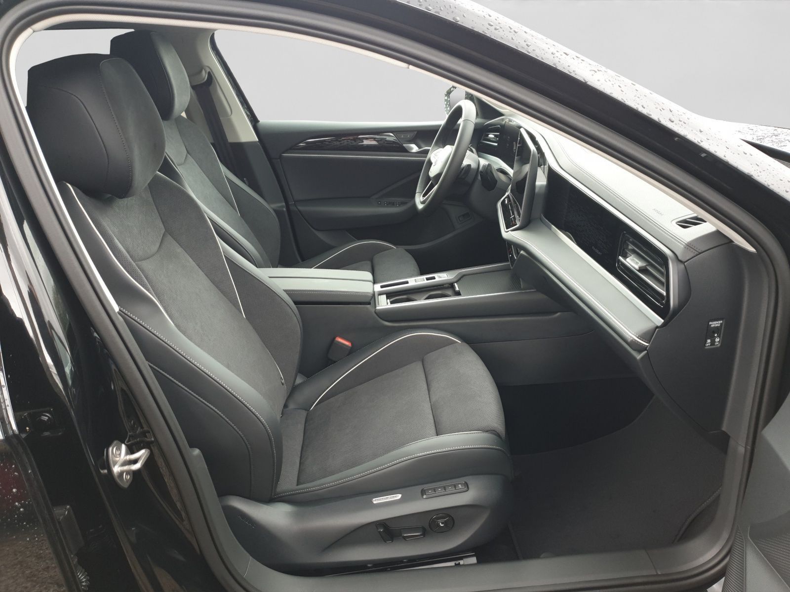 Volkswagen Passat Variant 2.0 TSI DSG BUSINESS LM17 NAVI KA foto 4