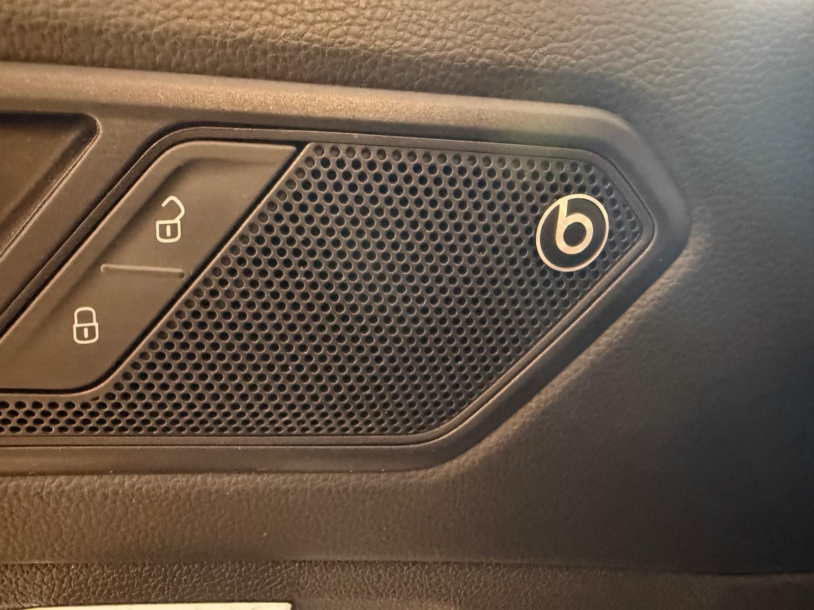 Fahrzeugabbildung SEAT Tarraco Xcellence/ PANORAMA/LEDER/AHK