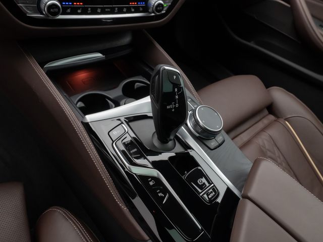 Foto Nummer 23: BMW 530e