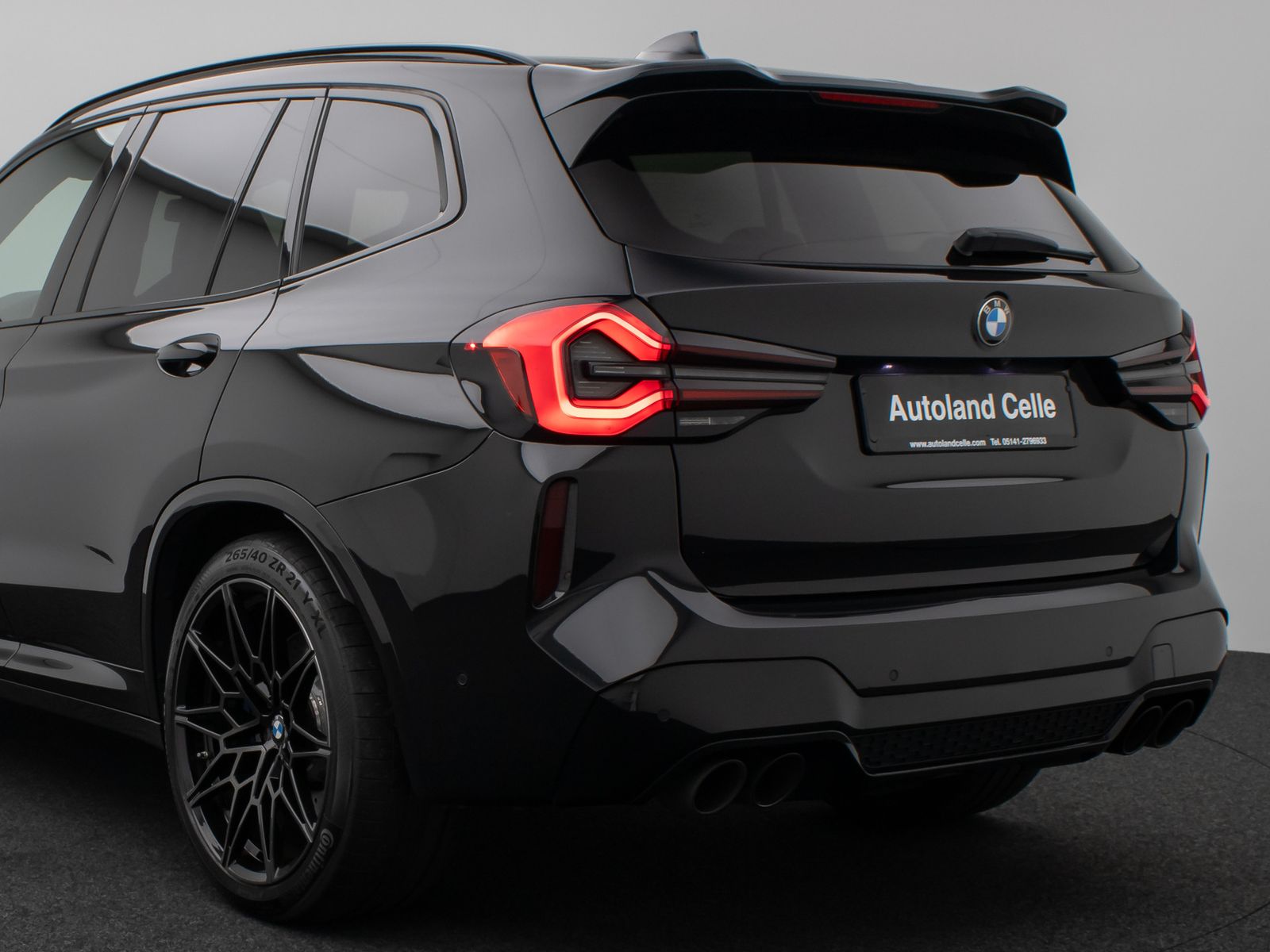 Fahrzeugabbildung BMW X3 M Competition Panorama Laser 360° HUD H/K AHK