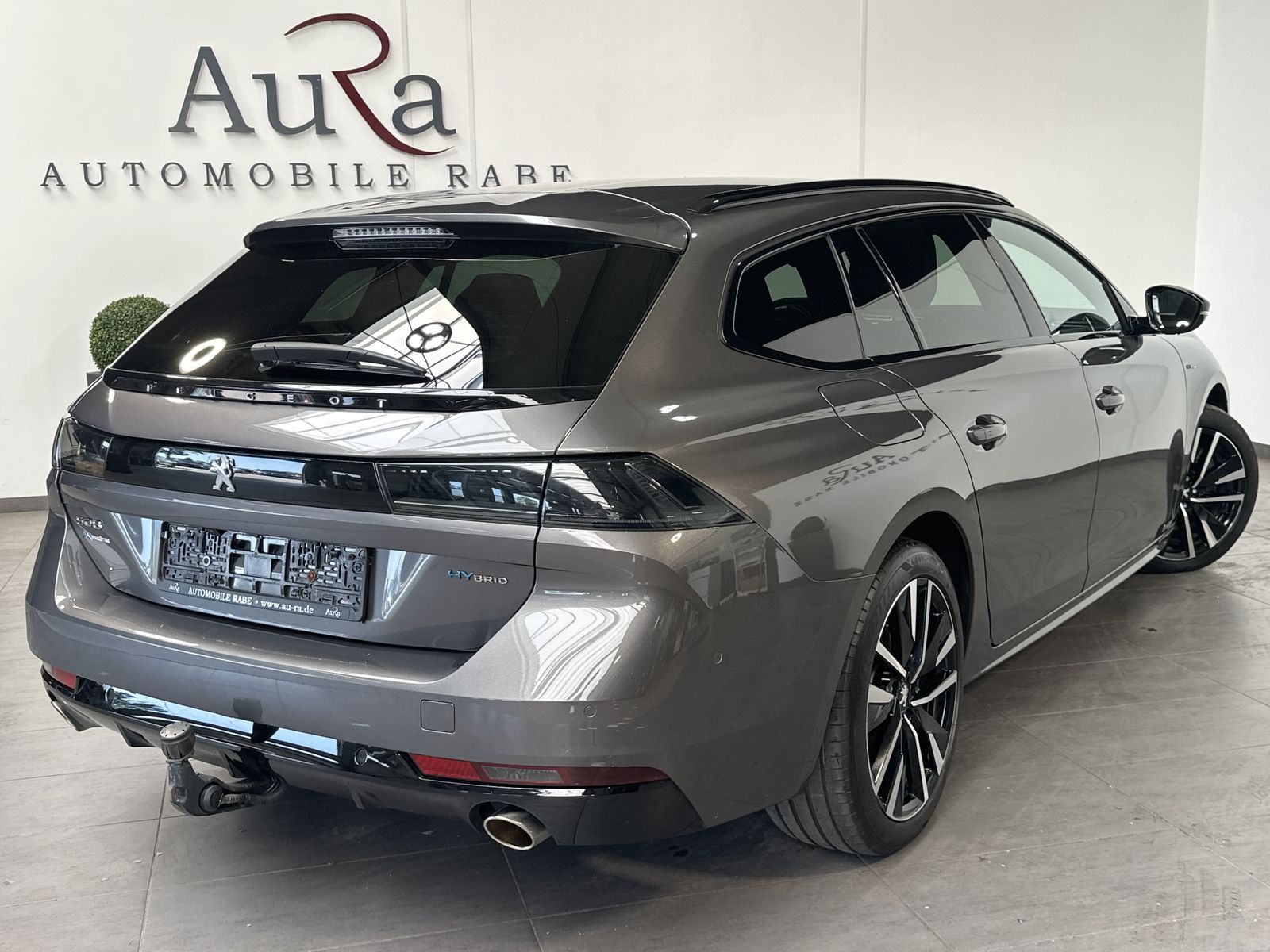 Fahrzeugabbildung Peugeot 508 SW Hybrid 225 GT NAV+LED+ACC+KAM+18ZOLL+VC