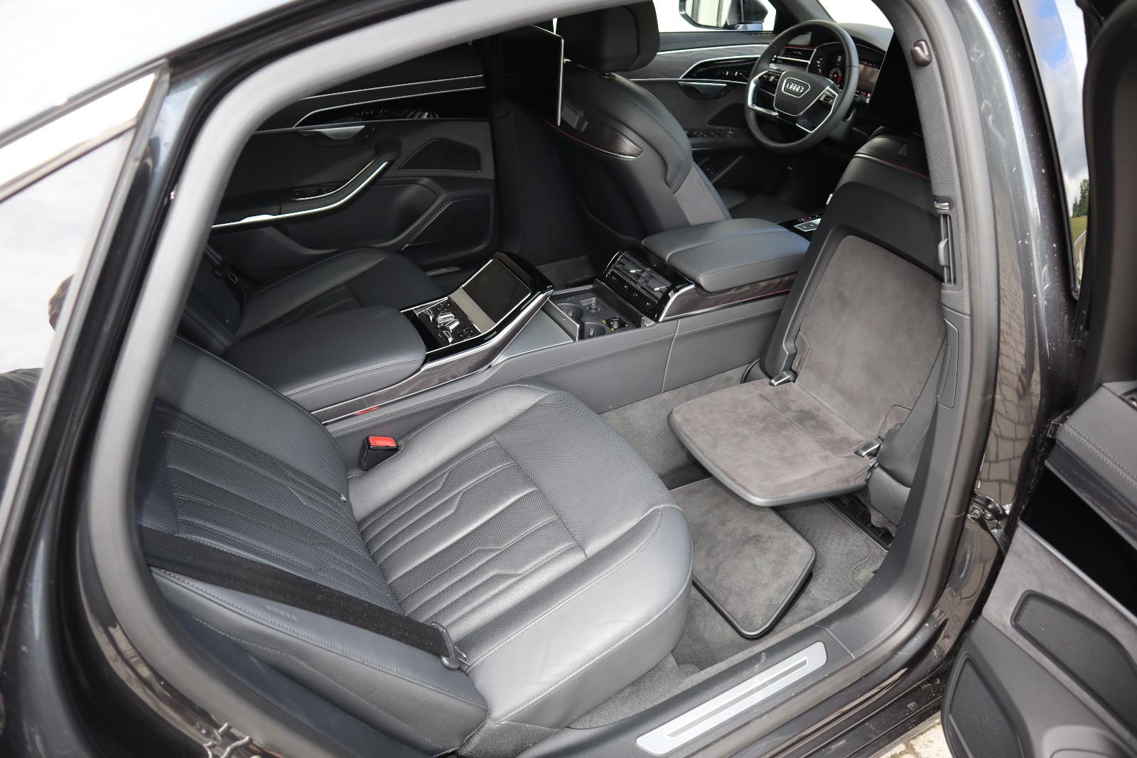 Audi A8L 60 TFSI e lang RUHESITZ/NACHT/3xTV/PANO/B&O