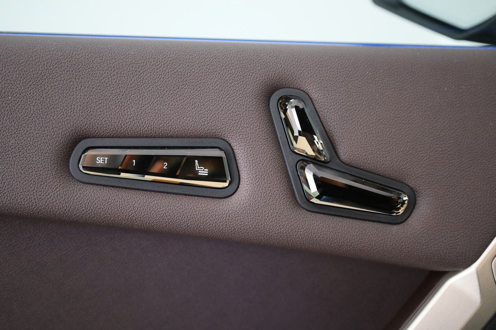 Fahrzeugabbildung BMW iX 50 xDrive,Leder,Navi,Laser,360Kamera,Panorama