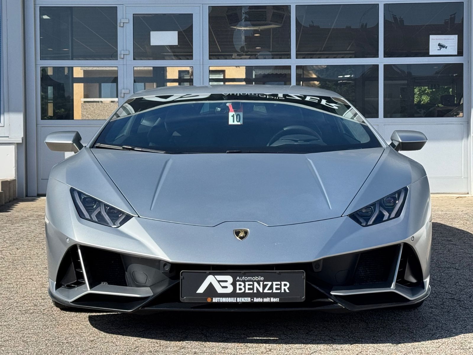 Fahrzeugabbildung Lamborghini Huracán EVO V10 /LIFT/SENSONUM/KAMERA/ACC
