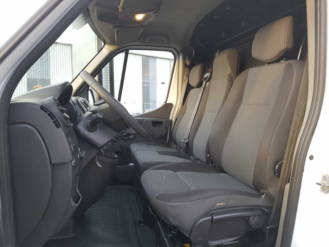 Fahrzeugabbildung Renault Master 2.3 dCi / KLUBB K32, 12,5m