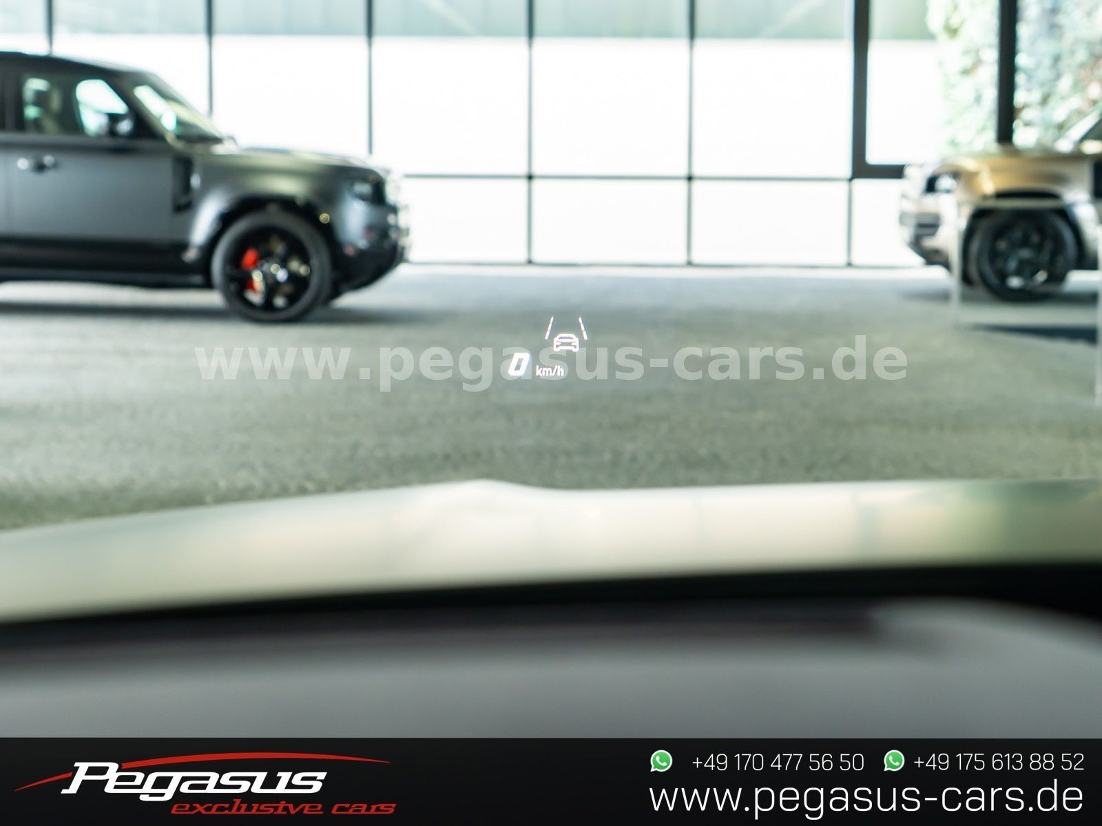 LAMBORGHINI Urus - 41