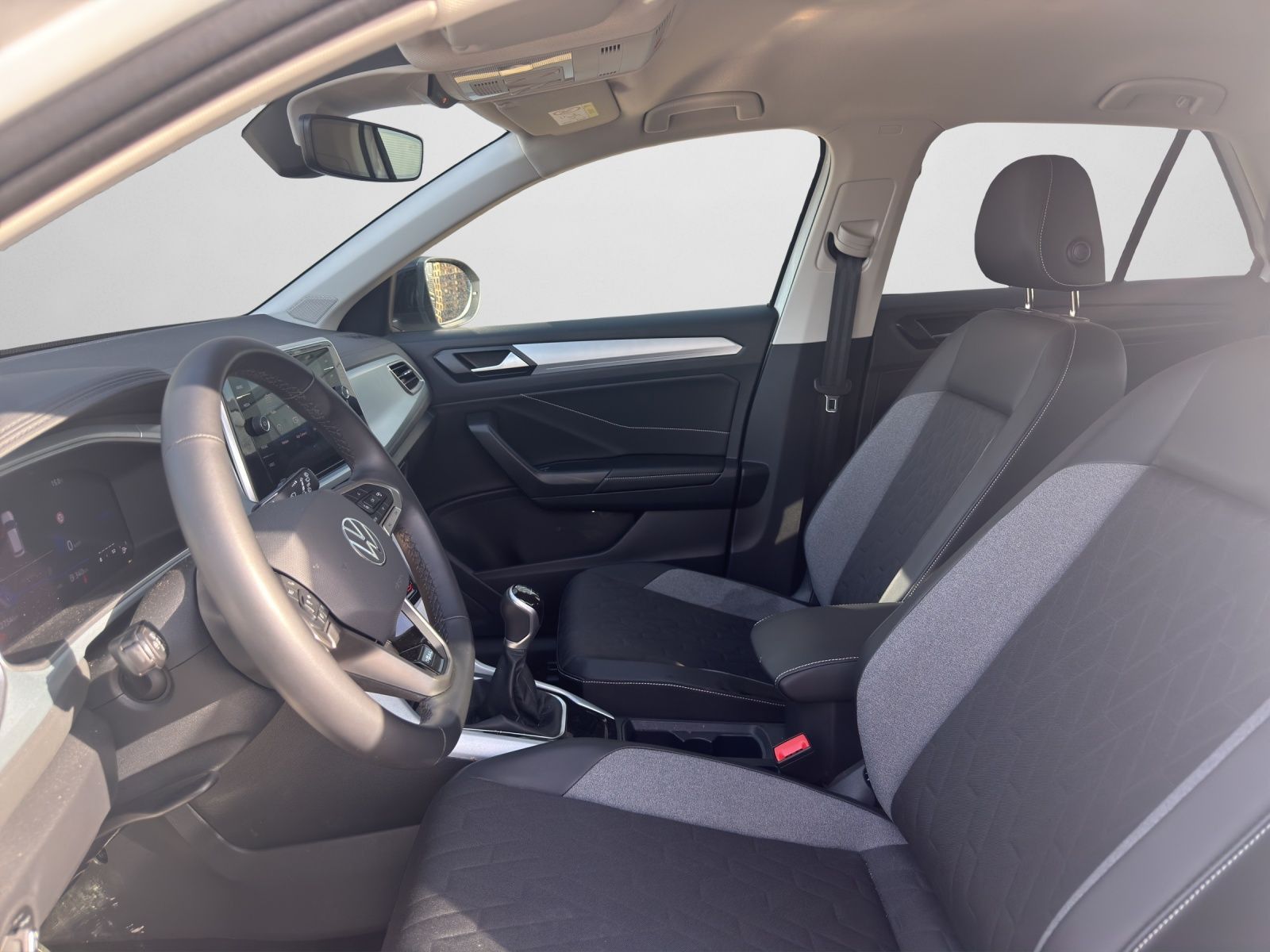 Volkswagen T-Roc - Bild 13