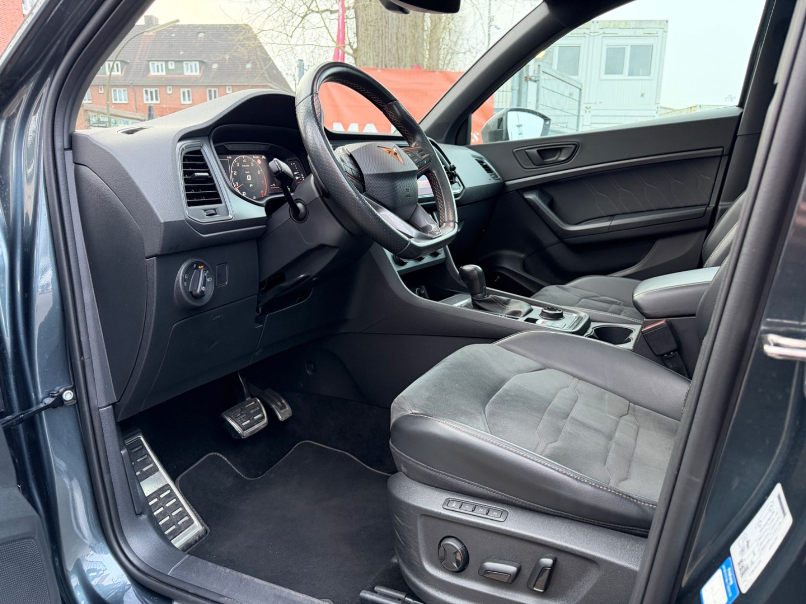 Fahrzeugabbildung CUPRA Ateca 360*BREMBO*PANO*BEATSAUDIO*MEMORY*LED