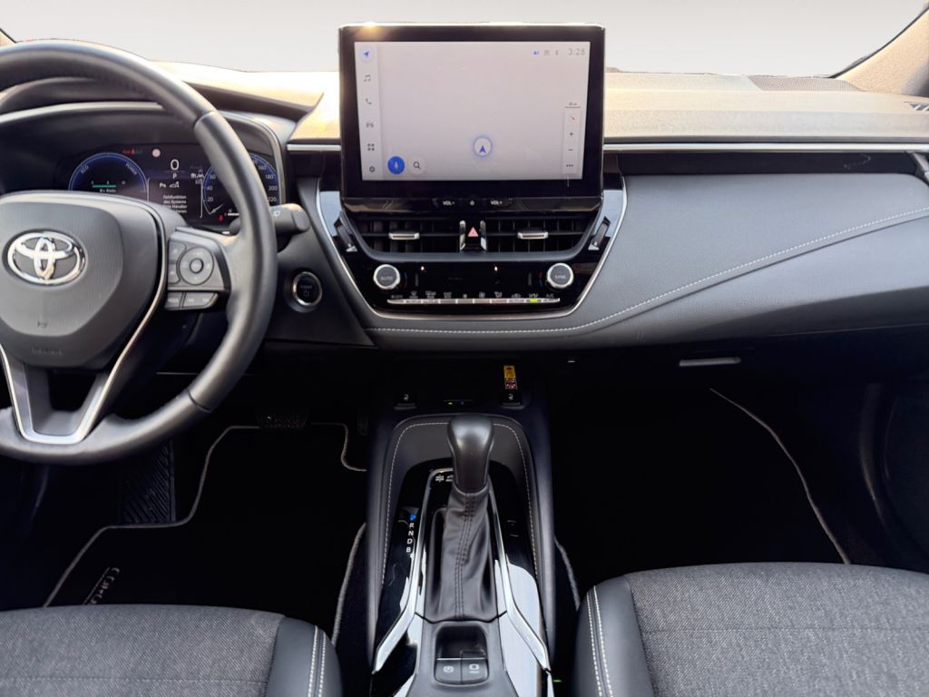 Fahrzeugabbildung Toyota Corolla 1.8 Hybrid Touring Sports Teamplayer