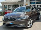 Skoda Superb Combi Style 2.0 DSG/Kamera/SHZ/ACC/LED/