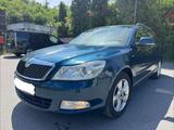 Skoda Octavia 1.4 TSI Ambition Combi Ambition - Skoda Octavia aus 2012 mit Benzin-Antrieb: Kombi, 1.4