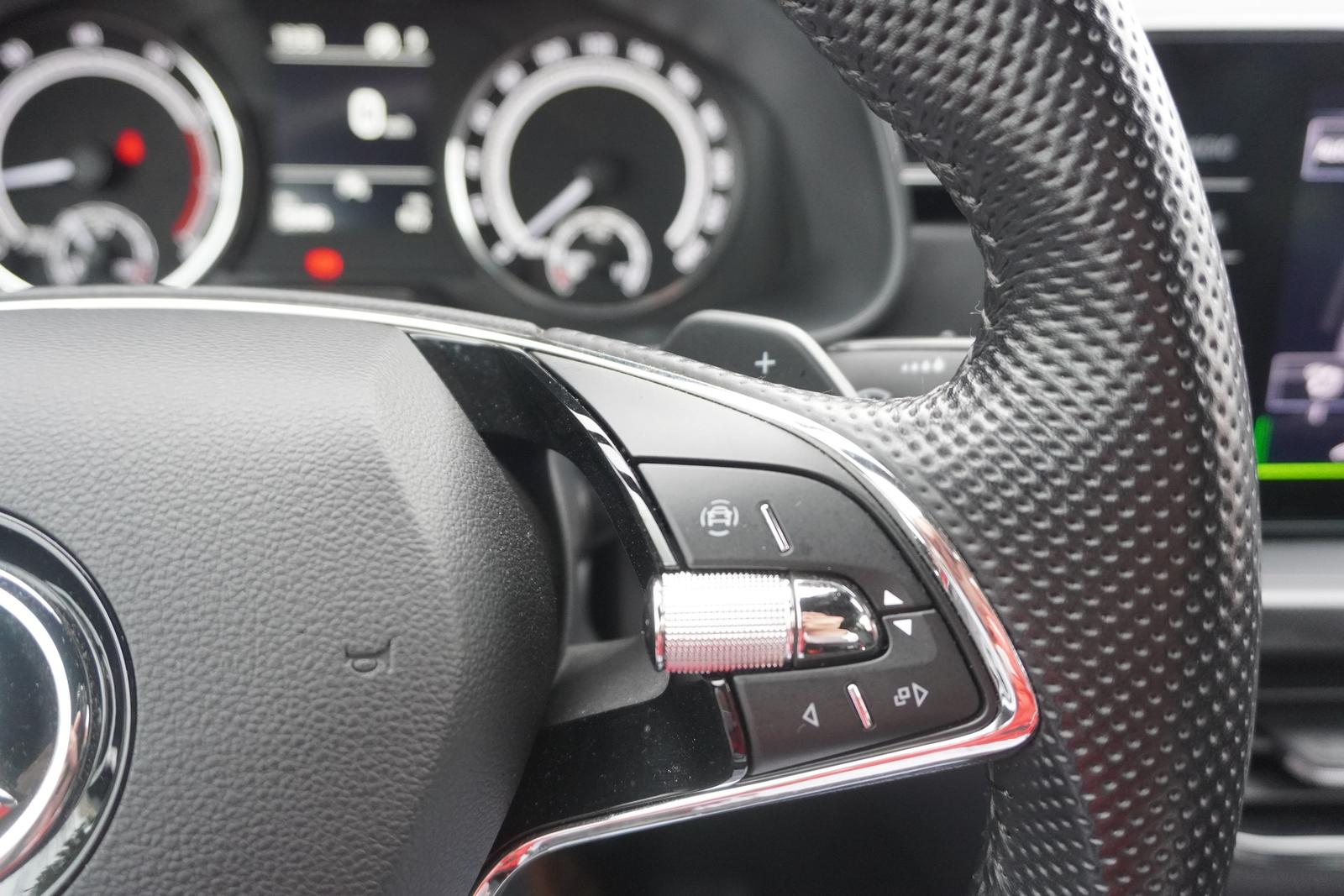 Skoda Scala 1.0 TSI Style LED Kamera Tempomat Sitzheiz