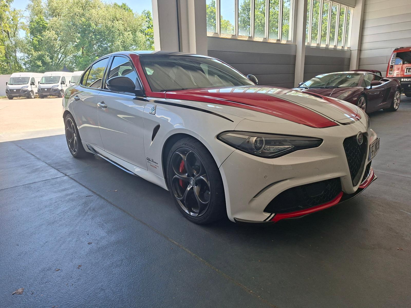 Alfa Romeo Quadrifoglio " Racing" Edition NR 35 von 35
