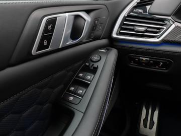 2023 BMW X5 M — миниатюра 34