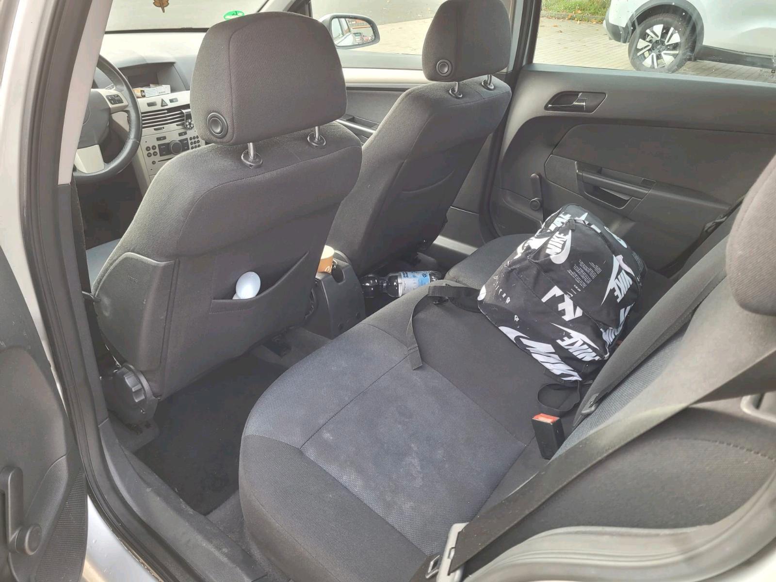 Opel Astra 2008 — photo 5
