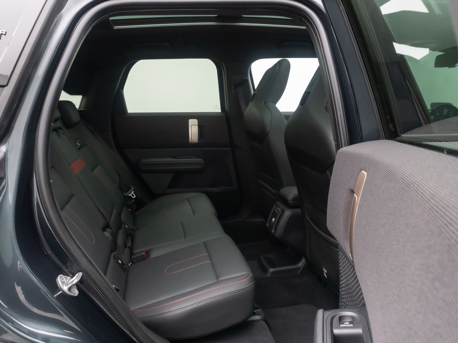 Fahrzeugabbildung MINI John Cooper Works Countryman  JCW ALL4 Panorama