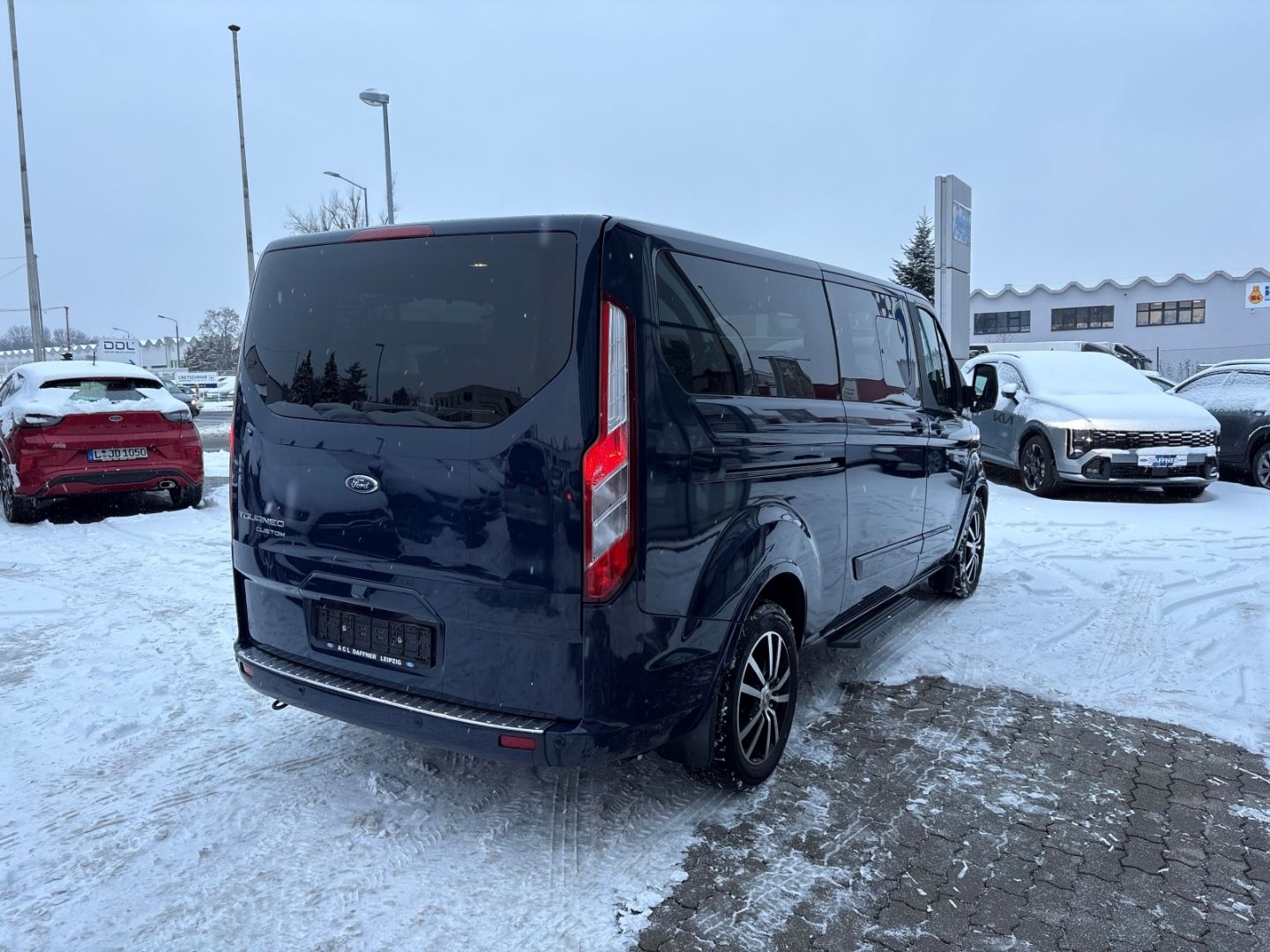 Fahrzeugabbildung Ford Tourneo Custom Kombi 320 L2 Titanium X TotWinkAs