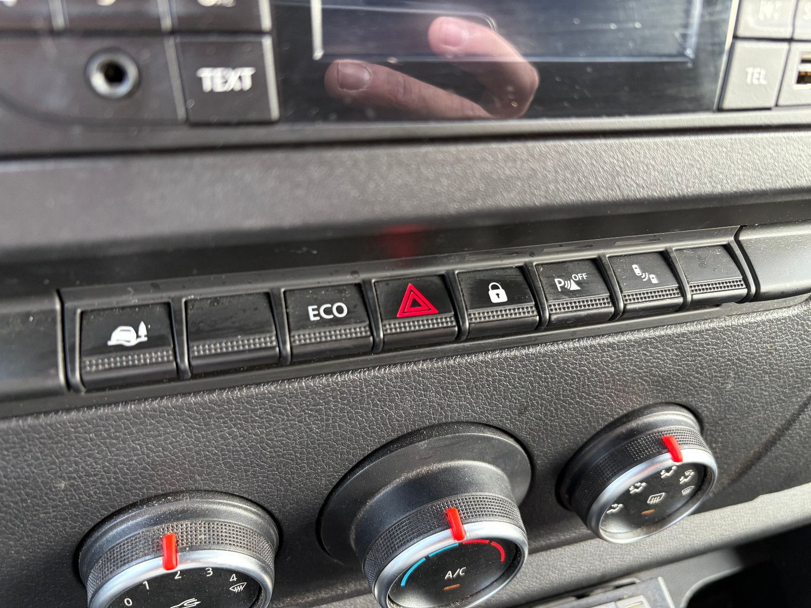 Fahrzeugabbildung Renault Master III Kasten L3H2 HKa 3,5t/KÜHLWAGEN/3-SITZ