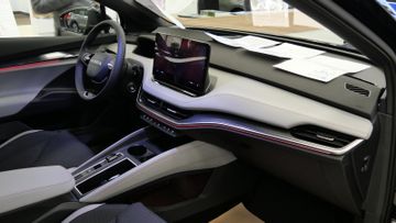 Skoda Elroq 85 ALPHA 360° AHK NAV ACC LED