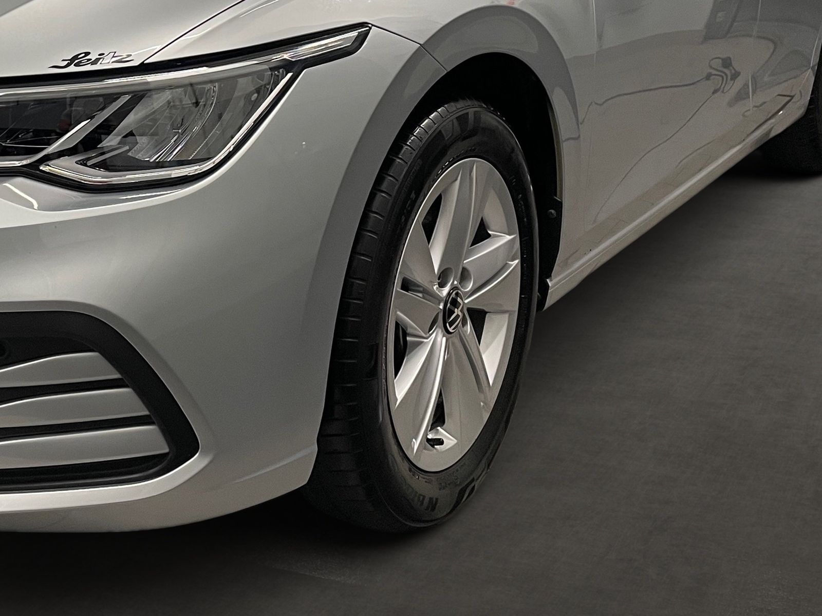 Volkswagen Golf - Bild 9