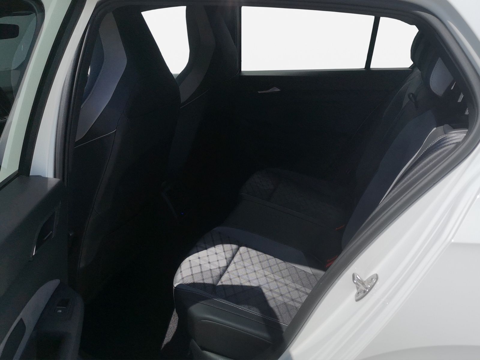 Volkswagen Golf - Bild 19