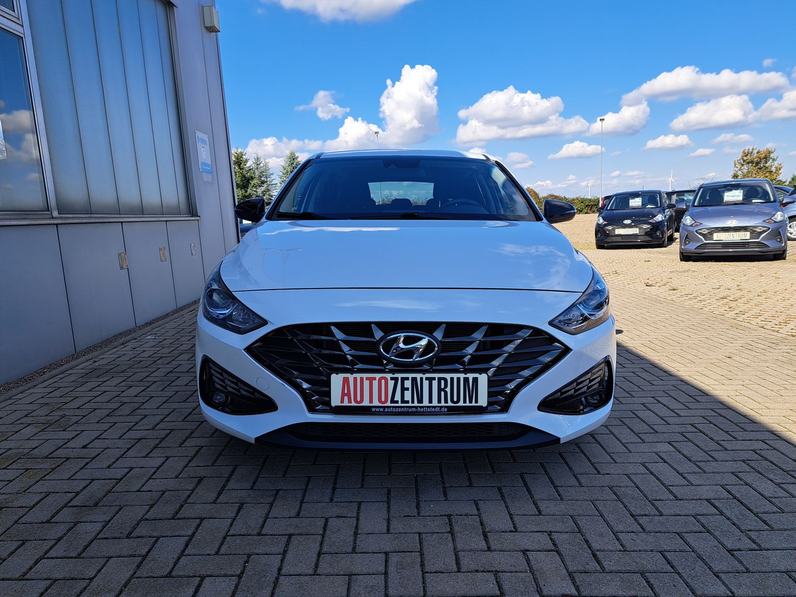 Fahrzeugabbildung Hyundai i30 Intro Edition 159PS WINTERPAKET KAMERA