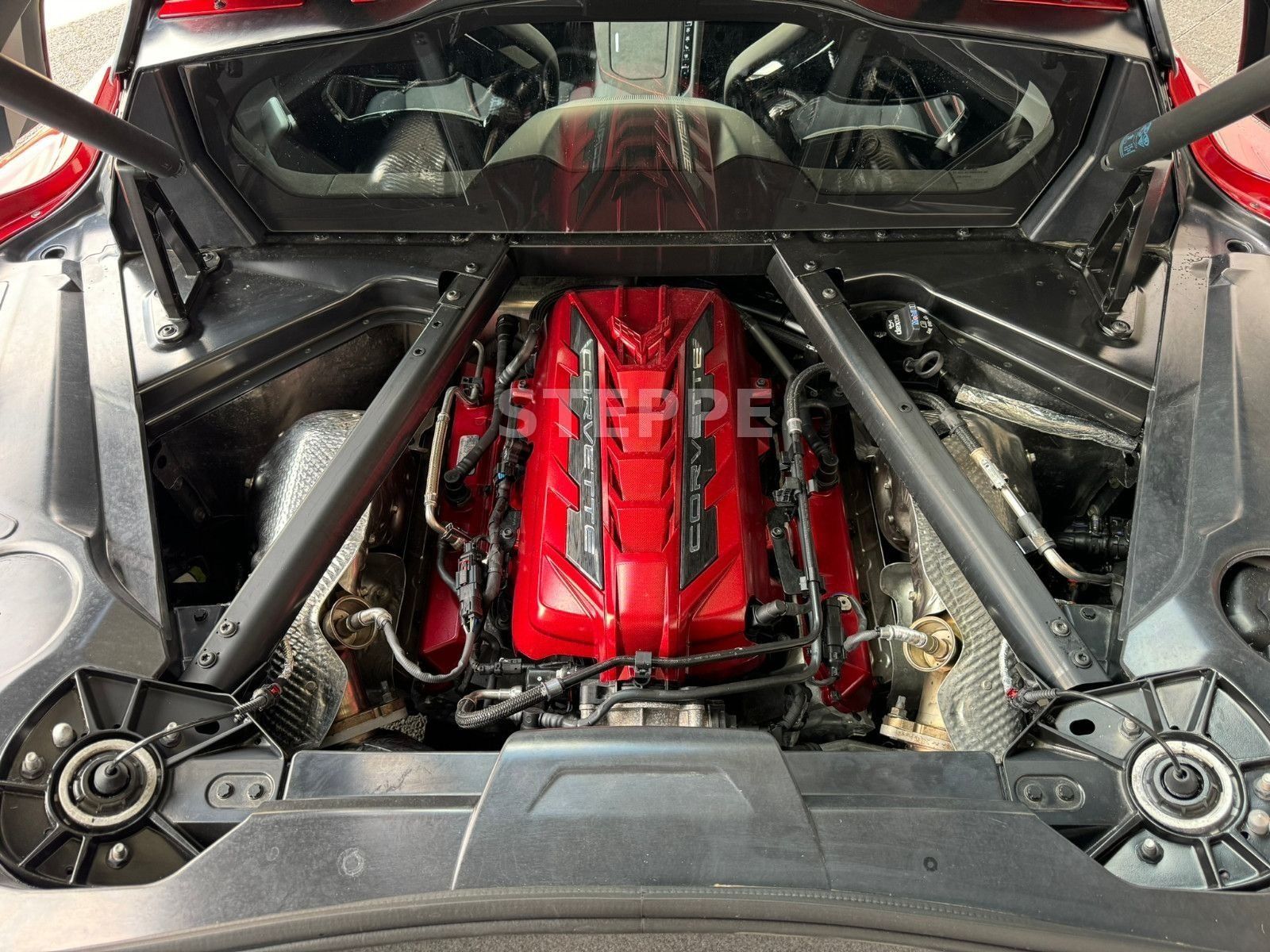 Corvette C8 Stingray 6,2 V8 3LT Europamodell STEPPE